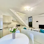 Maison De Geraldine Apartment